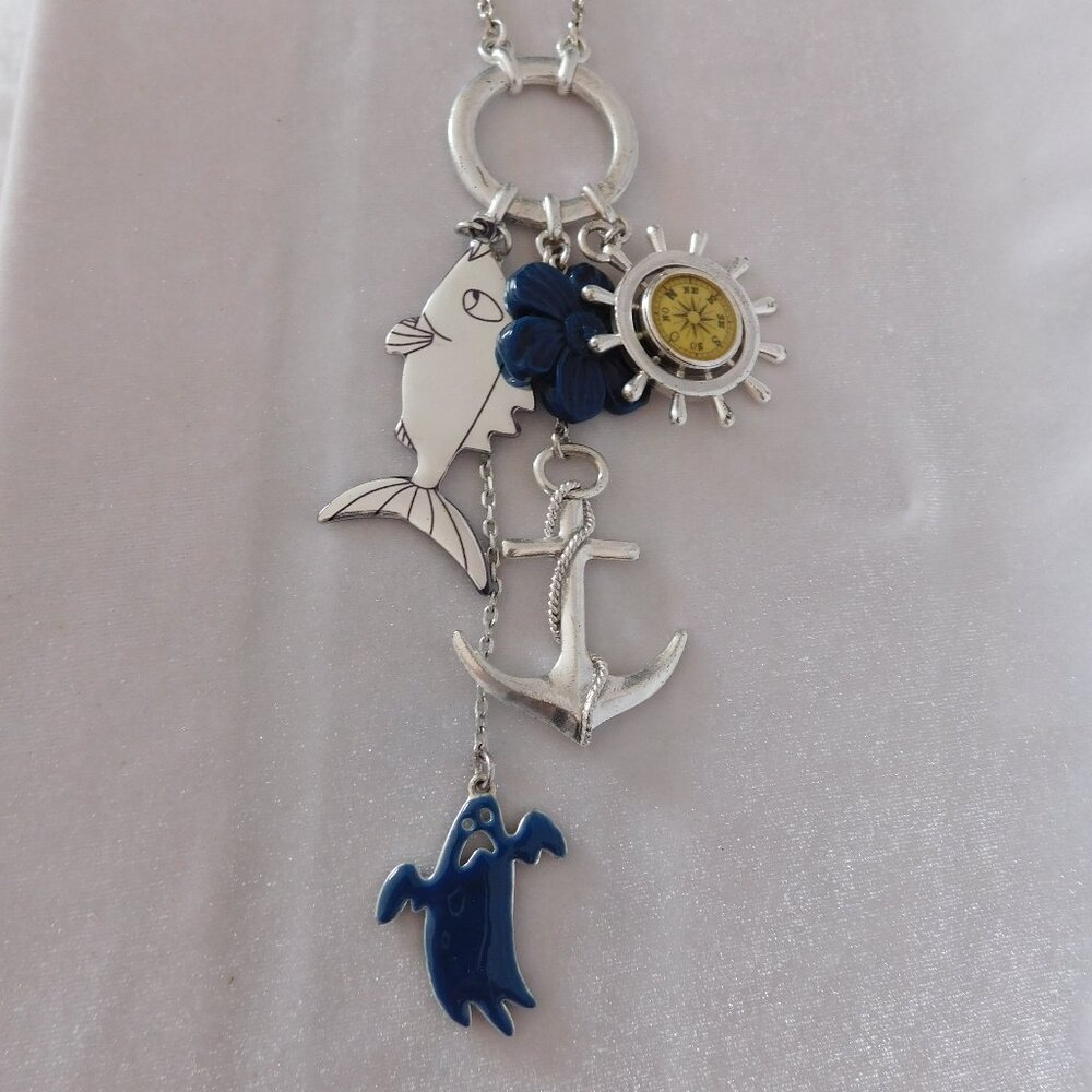 Ladies Pilgrim Necklace